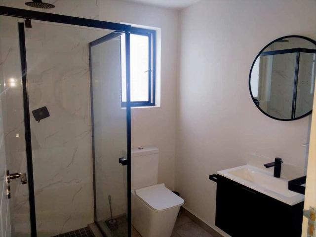 0.5 Bedroom Apartment to Rent in Greenside