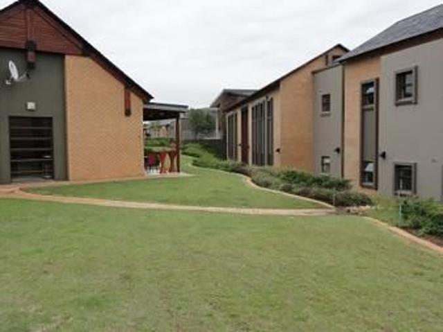 0.5 Bedroom Cluster in Midstream Estate