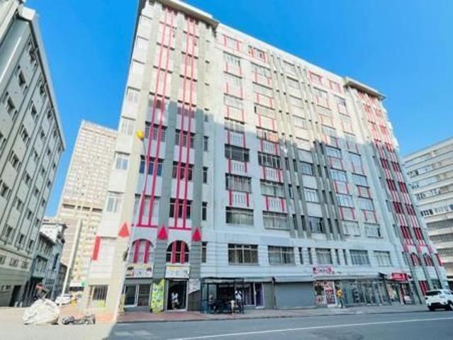 0.5 Bedroom Flat in South Beach