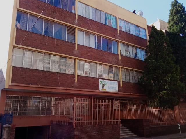 0.5 Bedroom Flat To Let in Bellevue