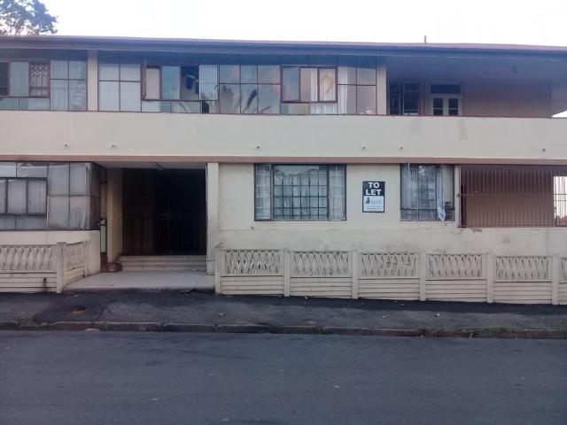 0.5 Bedroom Flat To Let in Booysens