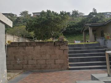 0.5 Bedroom Garden Cottage To Let in Amanzimtoti