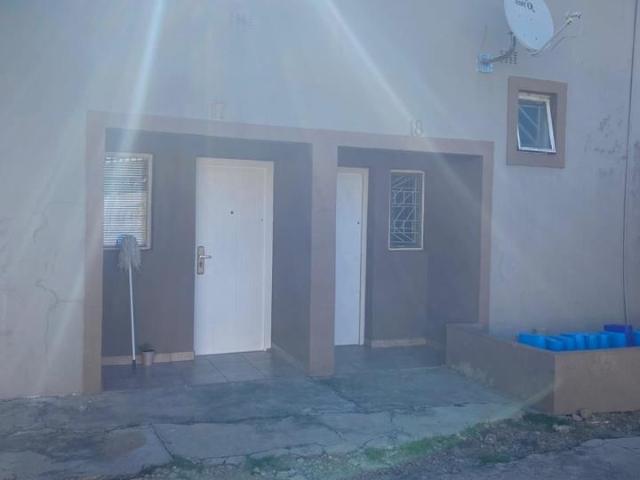 0.5 Bedroom House to Rent in Annadale