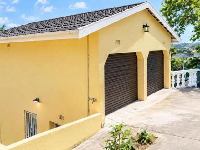 0.5 Bedroom House in Yellowwood Park