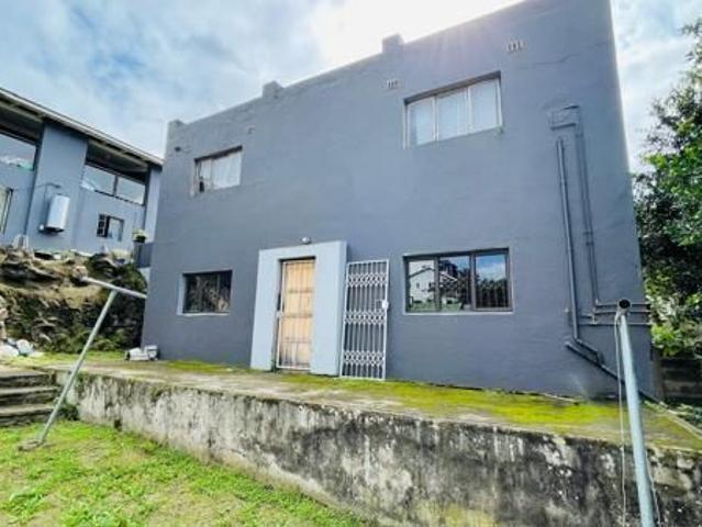 0.5 Bedroom House in Hillary
