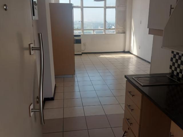 0.5 Bedroom Studio Apartment To Let in Bulwer