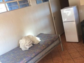 0.5 Bedroom Studio Apartment To Let in Pretoria Gardens