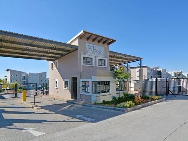 0.5 BedroomApartment / Flat For Rent inFourways
