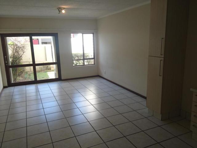 0.5 BedroomApartment / Flat For Rent inPineslopes