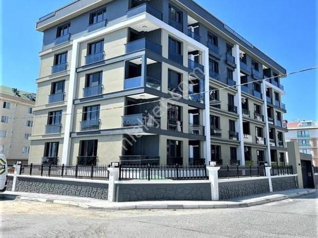 0.99 Kredi Oranı! Beylikdüzü Gürpınarda Satılık 2+1 Arakat
