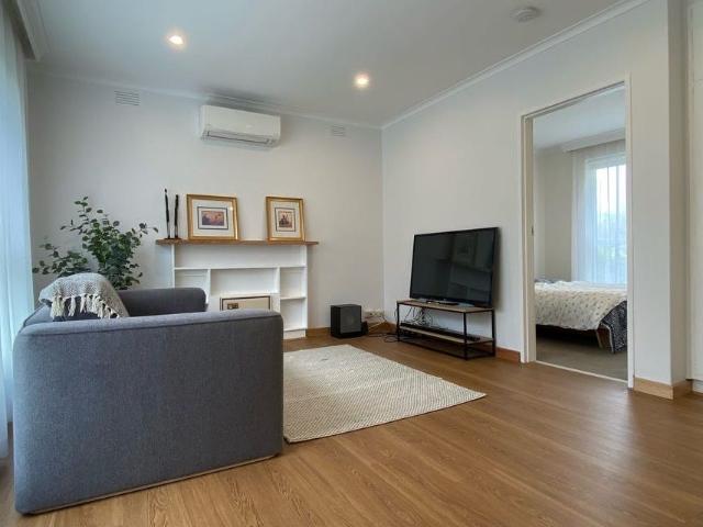 13 / 54 Railway Road, CARNEGIE
