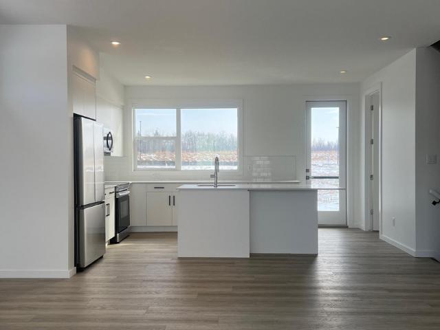 #13 5 Rondeau Dr #13 5 Rondeau Dr Townhome for Rent