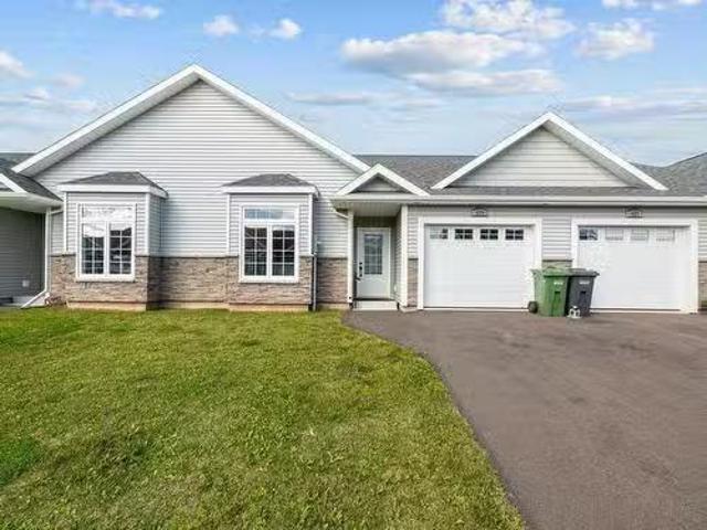 13 625 Murphy Street, Summerside, PE, C1N 4H2 house for sale.
