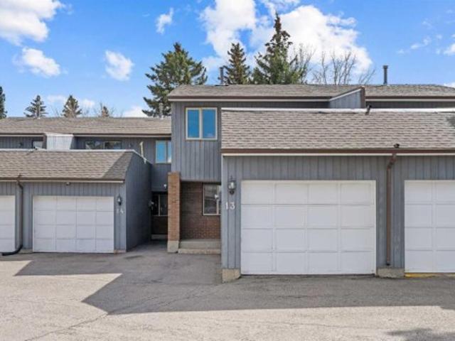 13 803 Varsity Estates Drive Nw, Calgary, AB, T3B 4W5 townhouse for sale | Listing ID A2337 | Royal LePage
