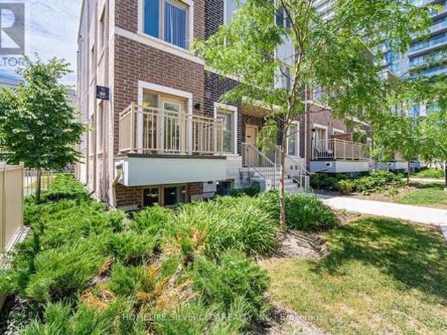 13 11 Honeycrisp Crescent, Vaughan, ON, L4K 0N6 townhouse for lease | Listing ID N13833 | Royal LePage