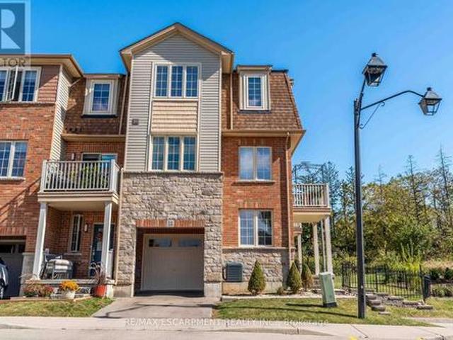 13 11 Stockbridge Gardens, Hamilton, ON, L8J 0H5 house for sale | Listing ID X14031 | Royal LePage
