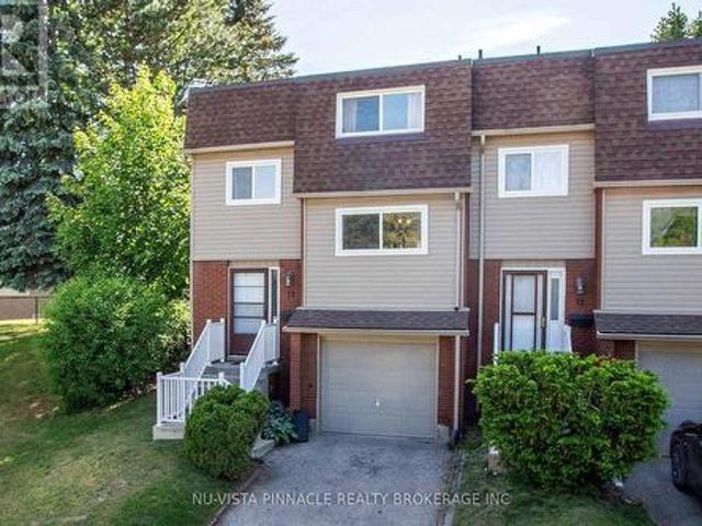 13 285 Bluevale Street N, Waterloo, ON, N2J 4L8 townhouse for sale | Listing ID X13411 | Royal LePage