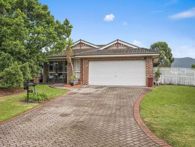 13 Thomas Collaery Place, Woonona, NSW 2517