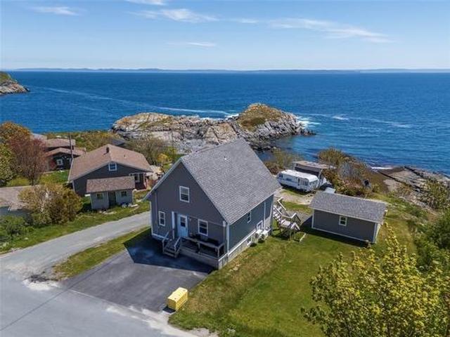 13 The Green Road, Upper Island Cove, NL, A0A 4E0 house for sale | Listing ID 1301 | Royal LePage