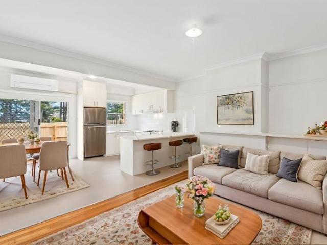 13 The Walk, East Geelong