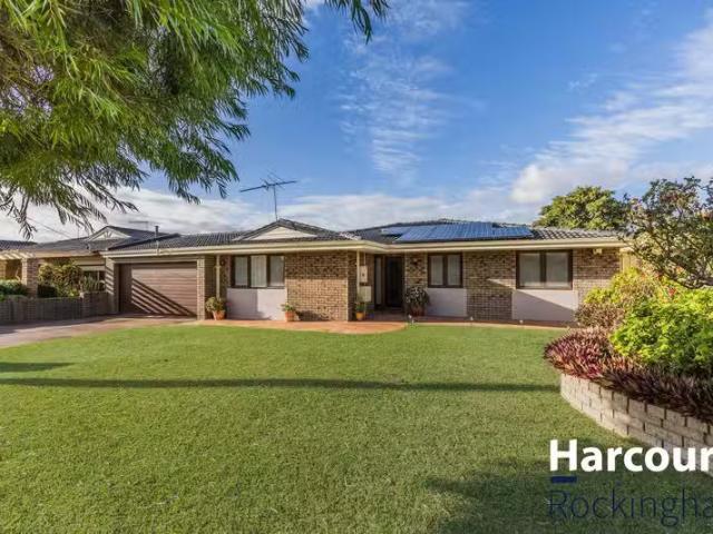 13 Tidefall Street, SAFETY BAY, WA 6169 House for Rent