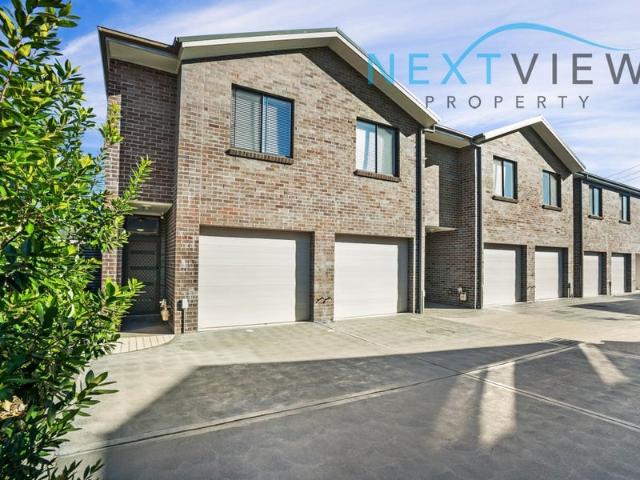 1/3 Torpey Place, Hamilton NSW 2303 Townhouse For Rent | Domain