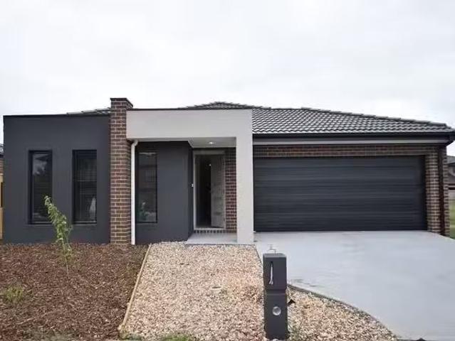 13 Torrington Street, Point Cook, VIC 3030