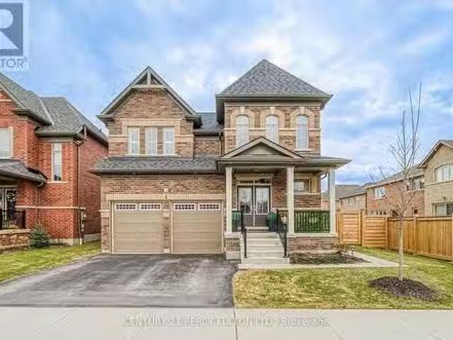 13 Toulouse Street, Whitby, ON, L1P 0J2 house for sale List.