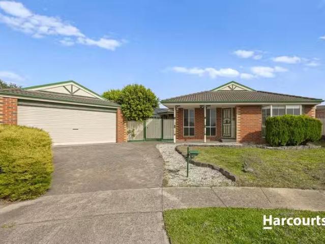 13 Treetop Court, Narre Warren South, VIC 3805 House for Rent