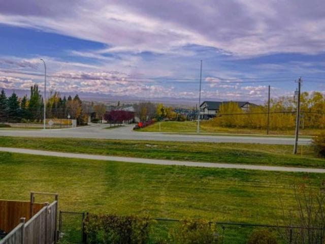 13 Tuscany Ridge Mews Nw, Calgary, AB, T3L 3B7 house for sale | Listing ID A2351 | Royal LePage