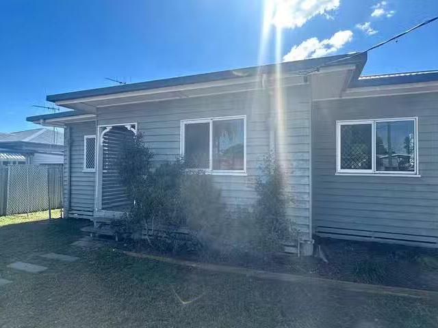 13 Wainwright Street, Svensson Heights, QLD 4670