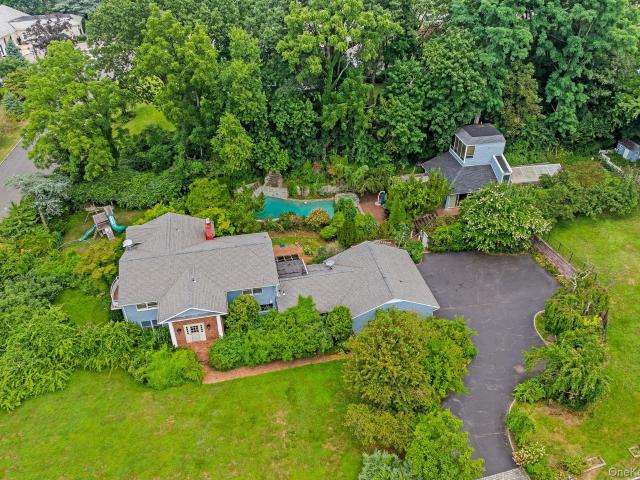 13 Whitney Cir, Glen Cove, NY 11542 | MLS #890194