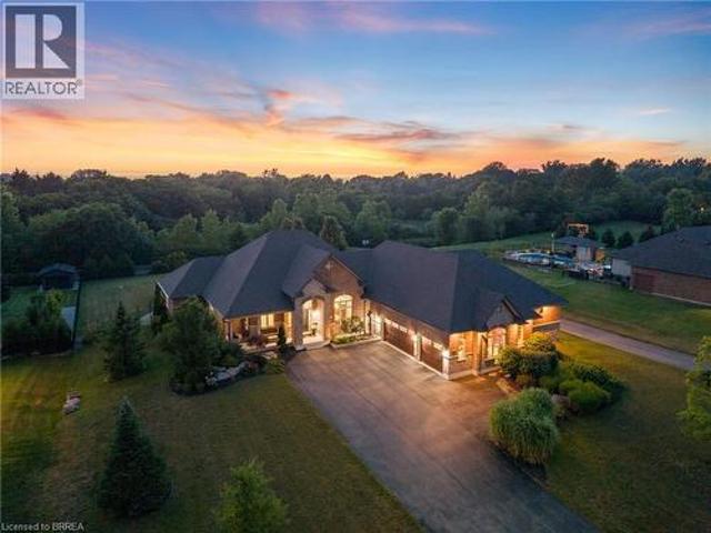 13 Wingrove Woods, Brantford, ON, N3T 0M1 house for sale | Listing ID 40856 | Royal LePage