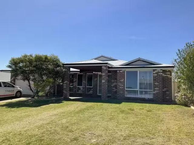 13 Wiseman Street, Castletown, WA 6450
