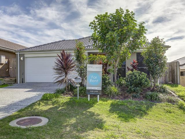 13 Woodrose Circuit, Pimpama