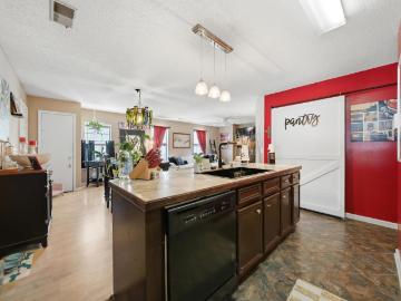 13 A Battery Walk Ct Court