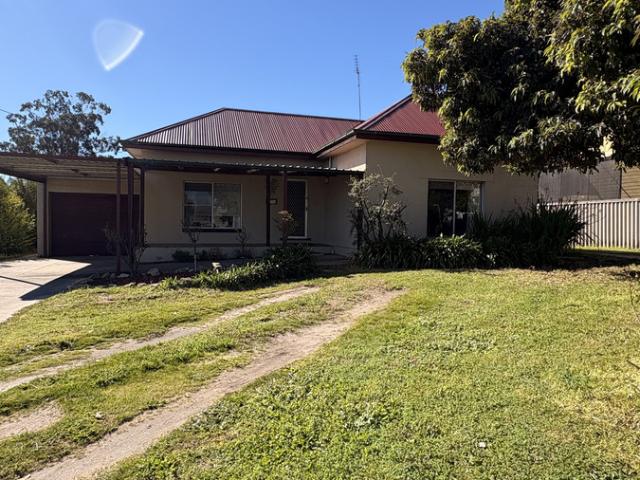 13 Aitchison Avenue, NARACOORTE