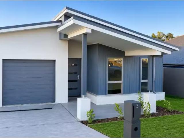 1/3 Amos Road, North Rothbury Townhouse for rent Listed by To.