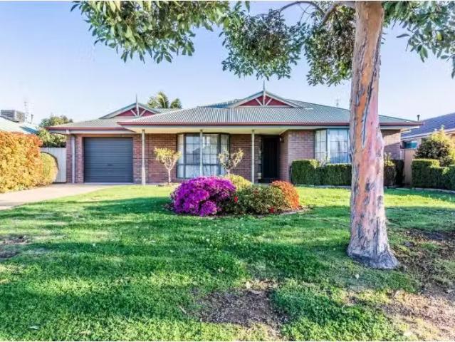 13 Annie Court, Moama House for rent Listed by Debbie Angove.