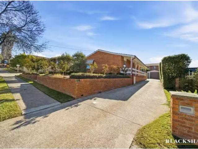 13 Ash Street, Queanbeyan House for rent Listed by Blackshaw.