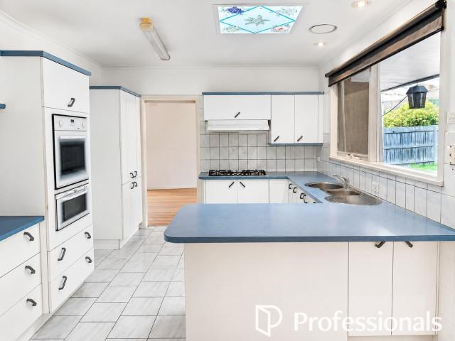13 Aston HeathGlen Waverley VIC 3150, Australia