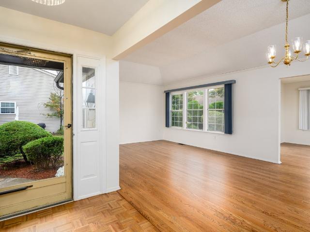 13 Benjamin Franklin Drive