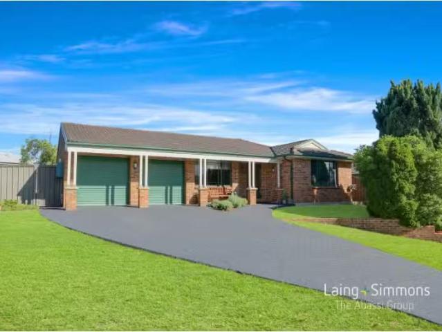 13 Bennelong Place, Narellan House for rent Listed by Amy Kin.