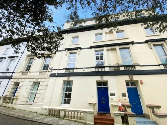 13 bedroom terraced house for sale