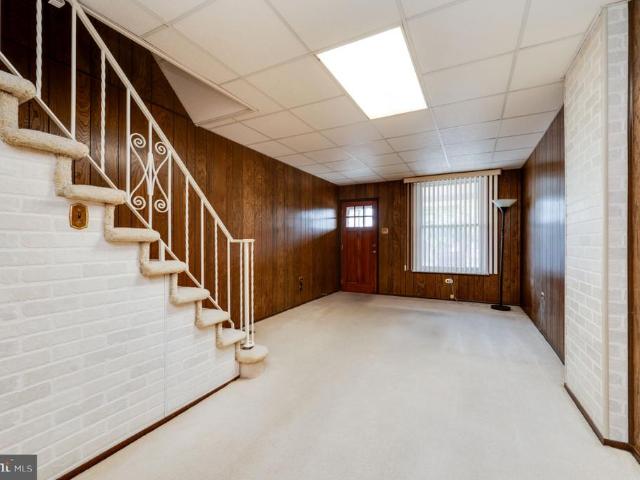 13 Bernhart Avenue
