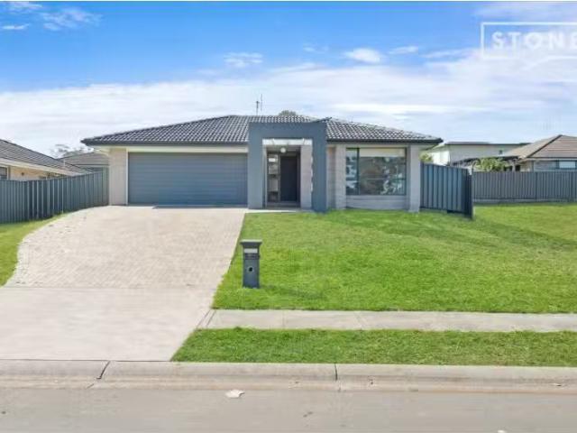 13 Bevan Street, Cessnock House for rent Listed by Ella Hughe.