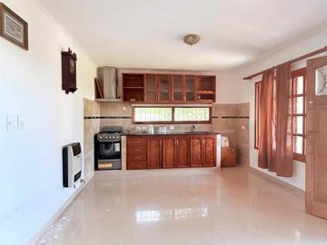 13 bis and 668. 3 MAIN ROOM House for Rent, Villa Garibaldi, La Plata