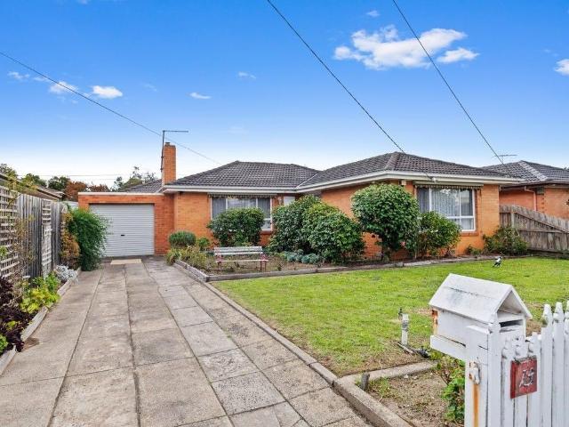 13 Bognor Avenue, Seaford, VIC 3198