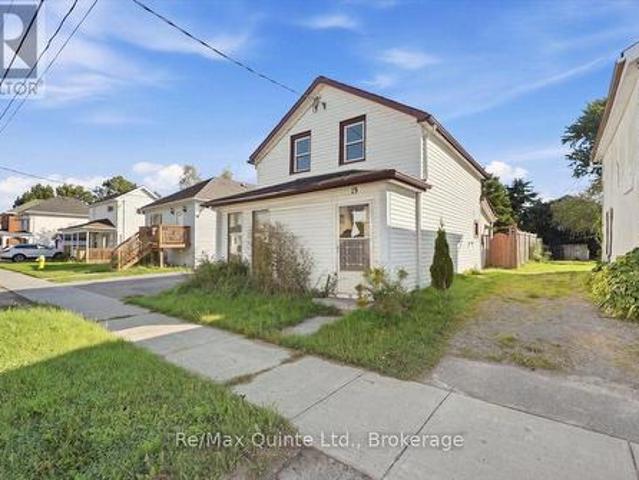 13 Boswell Street, Belleville Ward, ON, K8P 3K7 house for sale | Listing ID X13776 | Royal LePage
