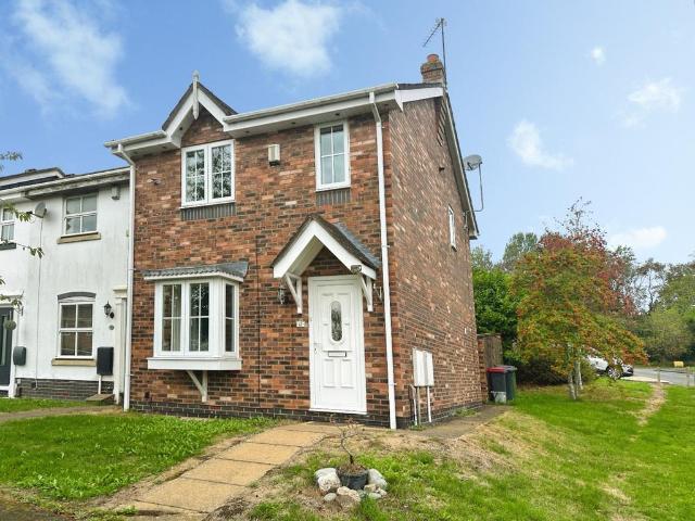13 Blakenham Court, Horsehay. 3 bed terraced house to rent £900 pcm £208 pw
